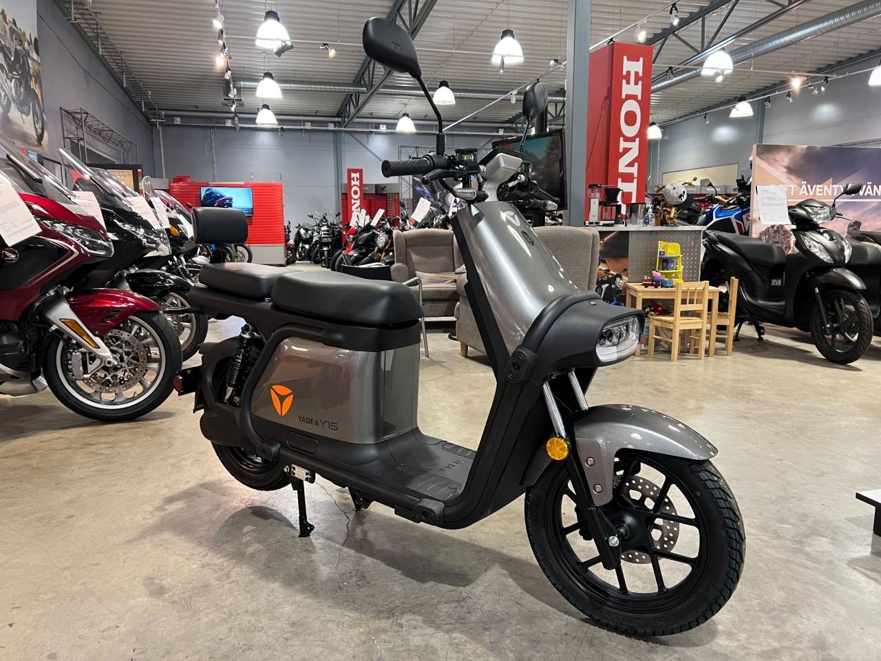 YADEA Y1S Elmoped EU45 #Cargo...