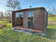 CUBE WIDE bastu/bastustuga med relax rum. Snabb leverans