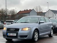 Audi A3 1.6 Attraction, Comfort Nykamrem/Nyservad