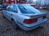 Toyota Carina LB 2.0 NYBES/NY KAMREM MM/SKATTEFRI/VÄLV/INBYT