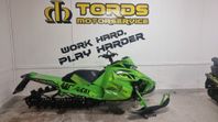 Arctic Cat M 8000 Hardcore 153" (Gratis frakt)