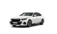 BMW 530e Sedan Steptronic M Sport Pro/ Innovation/Travel