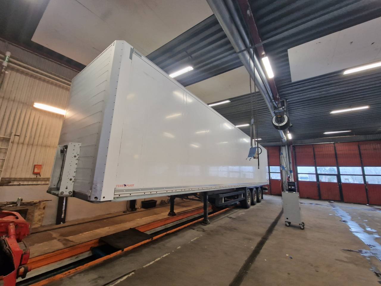 SCHMITZ BOX TRAILER, NYBESIKTAD