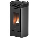 Fenice 11 kW är en toppmodern pelletskamin, med Wifi.