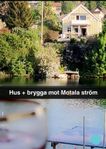 Villa med egen brygga i Motala ström