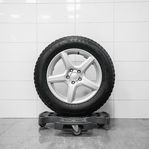 Vinterhjul 17" Nokian Hakkapeliitta 235/60R17 5x112 CB66.5