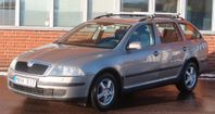 Skoda Octavia Kombi 1.6 MPI NYSERVAD s&v-däck