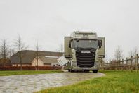 STX 6 hästar dubbel pop-out byggd på Scania S500