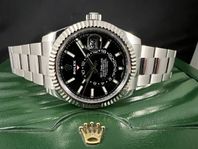 Rolex Sky-Dweller 326934 42mm Svart  Fullset 2021 Nyskick