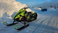 Arctic Cat RIOT 8000 X DEMO Grymt pris