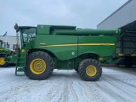 John Deere S 670 i