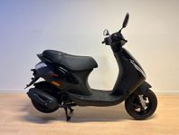 Piaggio ZIP 50 Räntefri avbetalning !