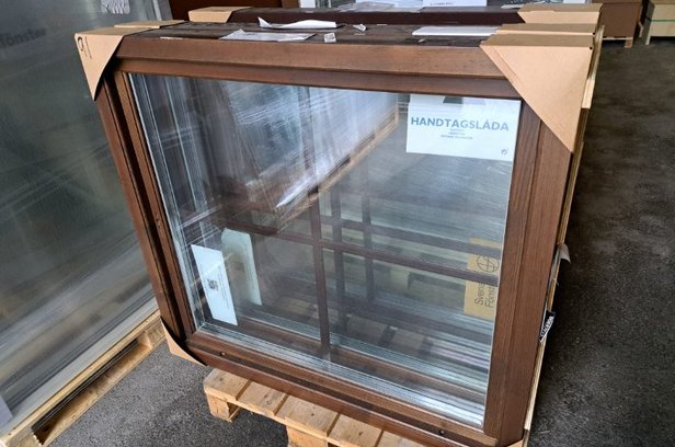 Fönster trä/alu vrid säljes i Falköping | Blocket