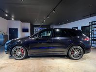 Porsche Cayenne GTS 460hk Pano / Drag / Värmare / Sv-såld