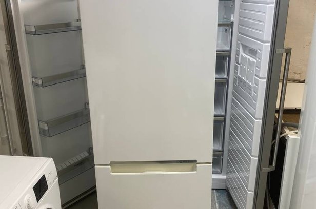 Kylskåp- Samsung RB30J3000WW säljes i Huddinge | Blocket