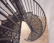spiraltrappa steg i gjutjärn