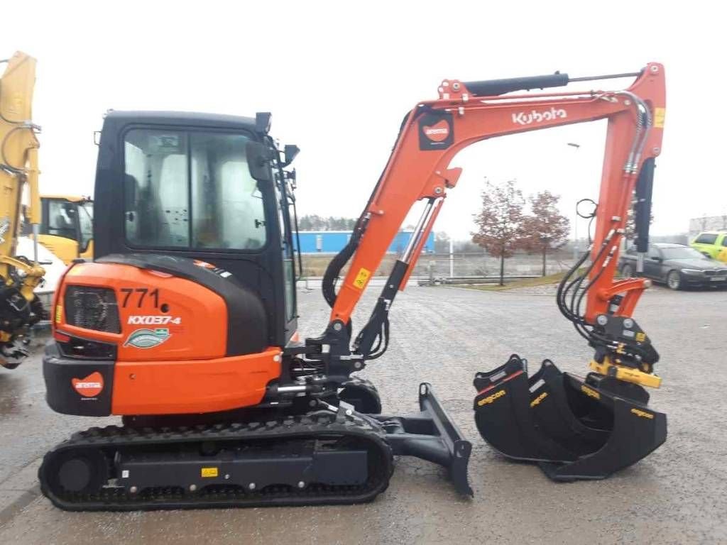Kubota KX 037-4 *uthyres / on...