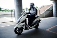 Suzuki Sport 125 -24