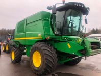 John Deere T 550