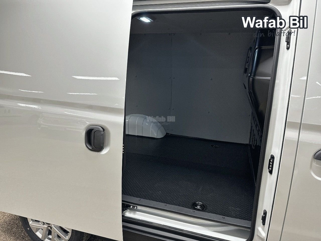 Maxus e-Deliver 3 50.2 kWh, 120hk, 2022