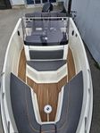 Uttern S59 Premium F115 hk 2023 - Vi förmedlar din båt