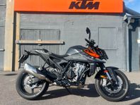 KTM 990 Duke *Låga mil*