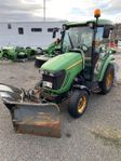 John Deere 3520 4WD KOMPAKTTRAKTOR