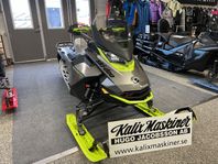 Ski-Doo Backcountry XRS 850E-TEC 146" Manta Green VIP