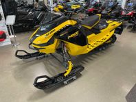 Ski-Doo MXZ XRS COMPETITION 850 E-TEC TURBO 44mm FÖRMEDLING