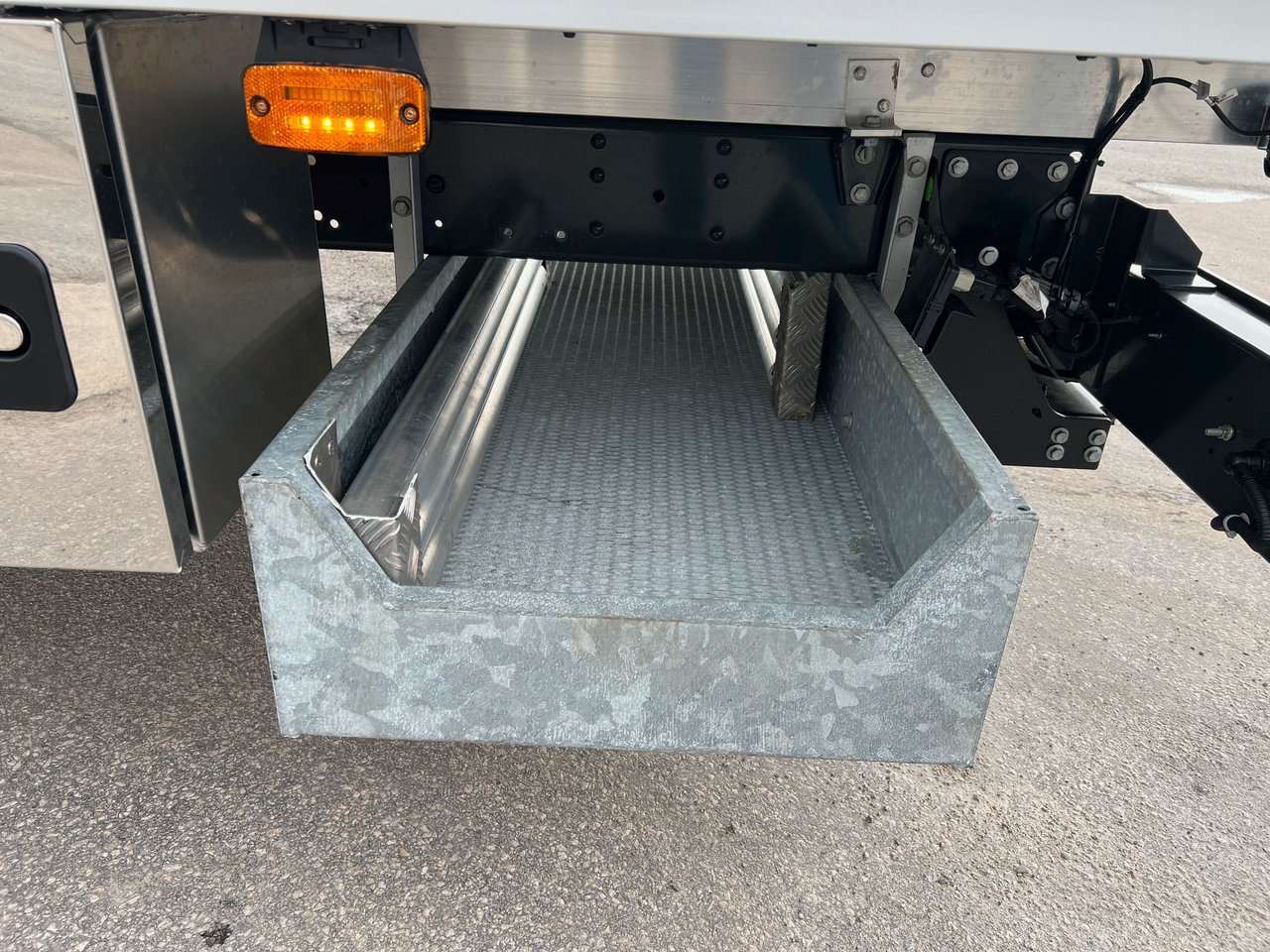 Iveco Daily 72-180 Chassis Cab 3.0 JTD Hi-Matic, 8-trinn, 176hk, 2024