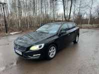 Volvo V60 D4 AWD Geartronic Classic, Momentum Euro 6