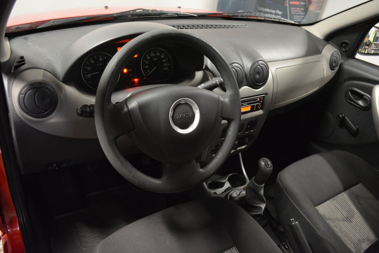 Dacia Sandero 1.6 E85 Manual, 87hp, 2010