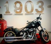 Harley-Davidson FLS Softail Slim Twin Cam 103B