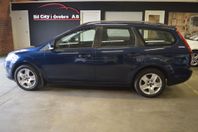 Ford Focus 1.6 TDCi (90hk) / 1-Ägare / AUX / Nyservad & Ny B