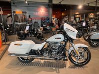 Harley-Davidson Street Glide *Prissänkt I 2.95% Ränta*