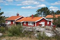 2st fristående hus sammankoplad till 1 trevligt sommarställe