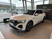 Audi Q8 55 e-tron quattro S-Line (Lagerbilkampanj t.om 31/5)