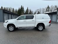 Toyota Hilux 2.4 AWD Euro6 Kamera Drag Värmare 1-ÄGARE*