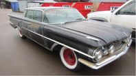 Oldsmobile Ninety Eight Holiday 1959 I Delar!