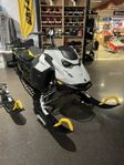 Ski-Doo Summit Adrenaline 600R E-TEC 146"