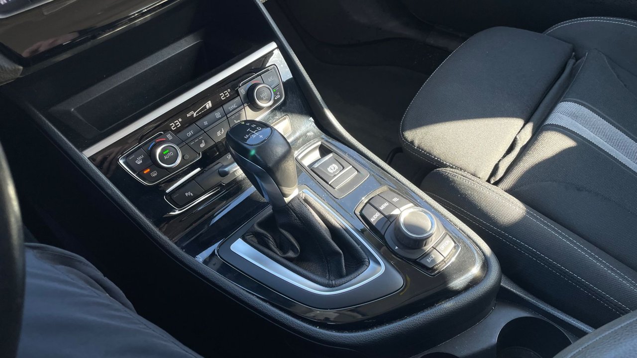 BMW 220d xDrive Active Tourer Steptronic, 190hp, 2016