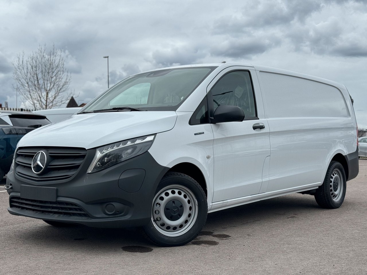 Mercedes-Benz eVito 112 Skåp ...