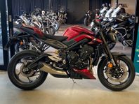 Triumph Street Triple RS  I butik *36mån räntefritt*