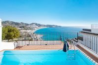 1a parkett ovan stranden, privat uppvärmd pool, 6p (Nerja)