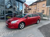 Toyota Avensis Kombi 2.2 D-4D Automat