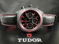 Tudor Fastrider Black Shield Chrono 42mm Fullset Nyskick