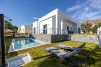 Lyxig nybyggd privat villa med privat pool i Altea