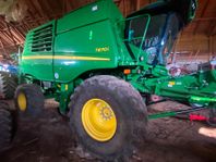 John Deere T 670 i