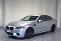 BMW M5 Competition Keramiska Bromsar B&O  Soft close