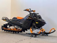 Ski-Doo Summit X Xprt 850 E-TEC TurboR tBLK/or